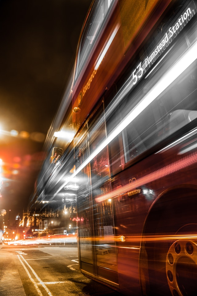 Relatório do Reino Unido aponta caminhos para uso de dados no setor de transportes